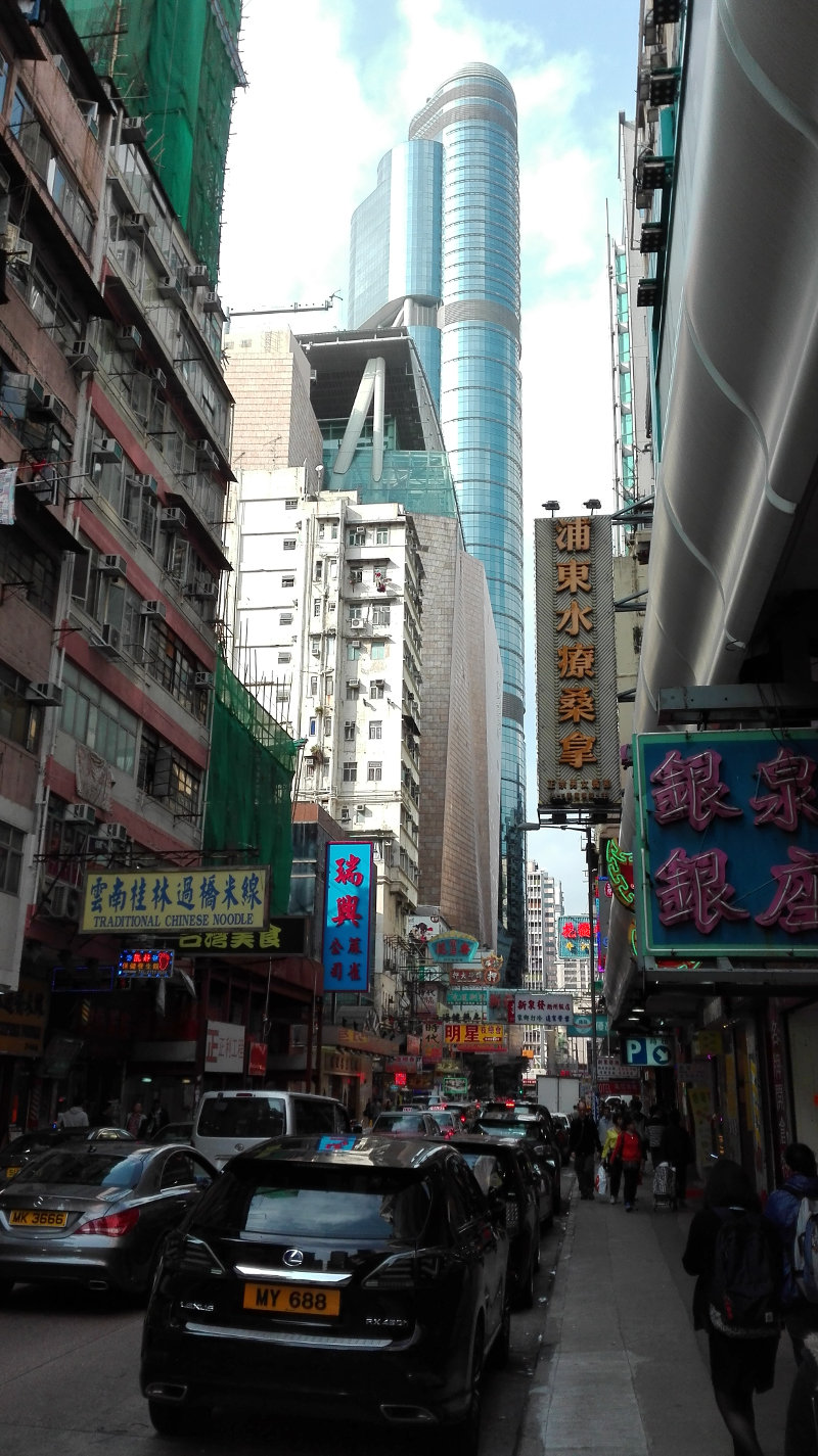 Kowloonské uličky.